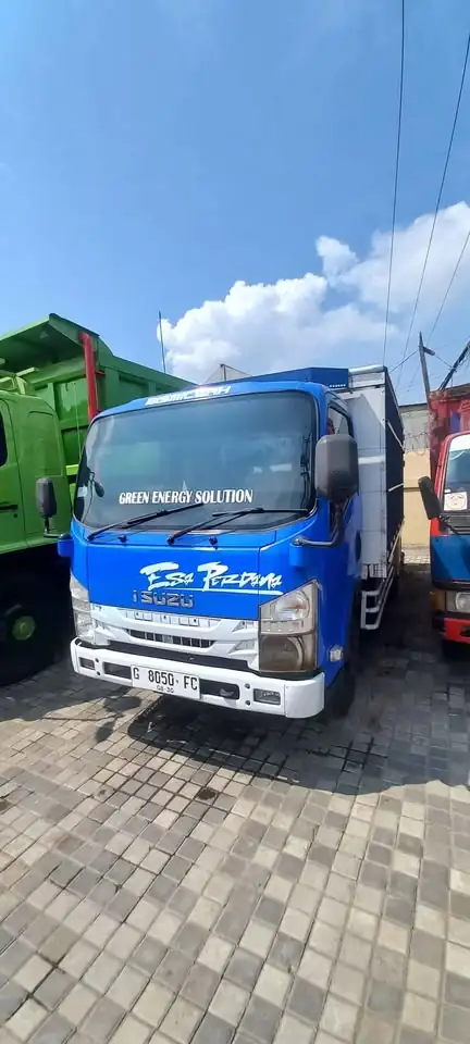 2018 TRUK BAK KAYU ISUZU GIGA NMR 71