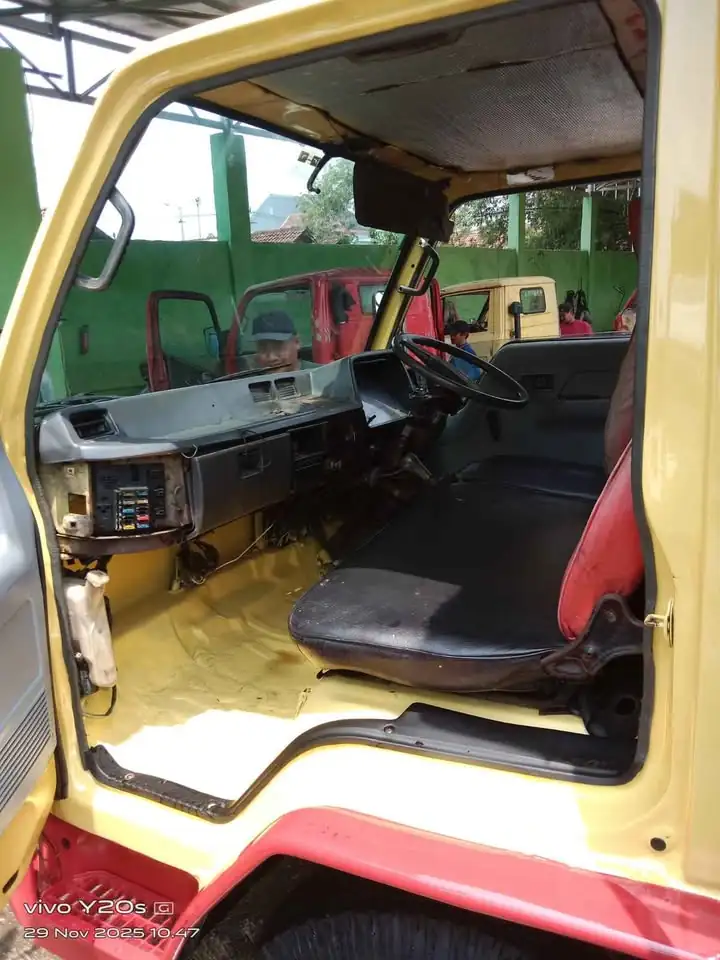Dijual Truk Ragasa tahun 2003 PS 120 colt diesel