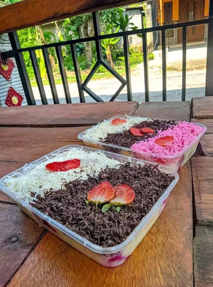 Sedia Aneka Makanan Kue Nikmat