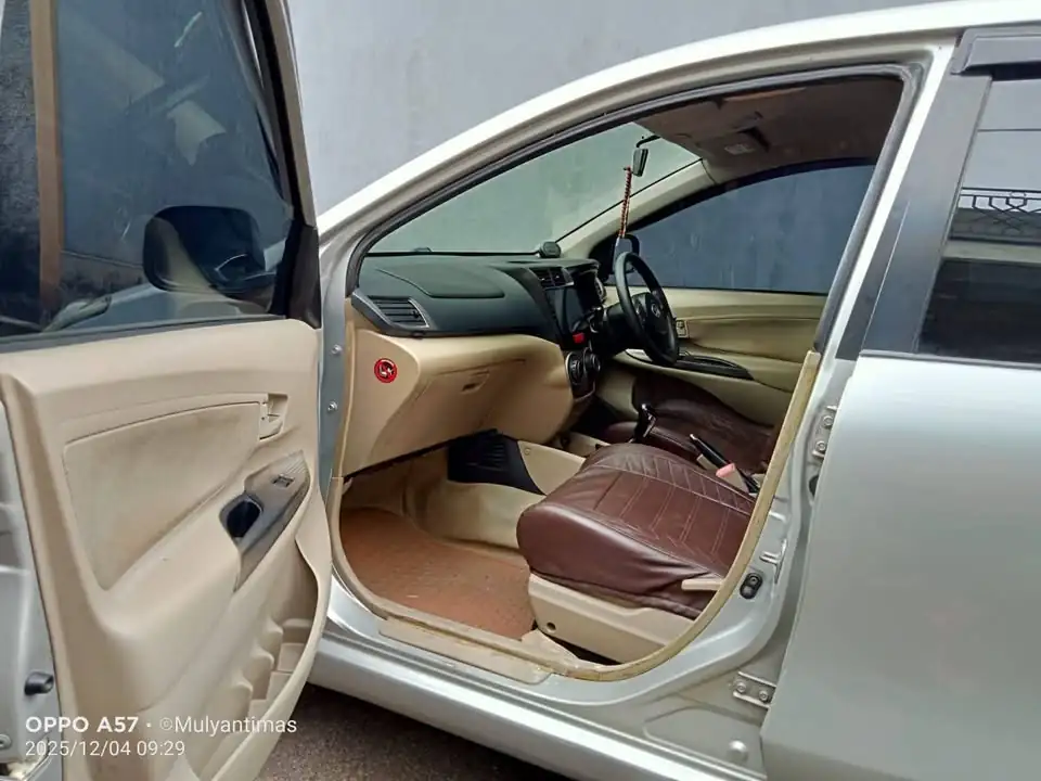 Daihatsu Xenia R 2014 Hatchback