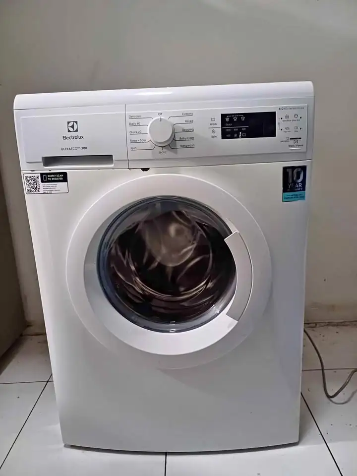 Mesin cuci electrolux
