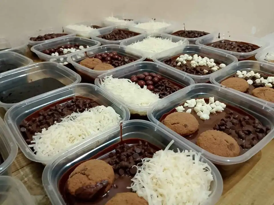 DIJUAL KUE Brownies & bolu