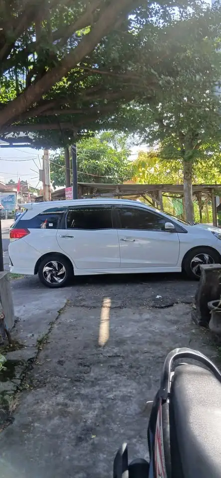 Di jual cepat Mobillio RS matic 2014 Pajak hidup