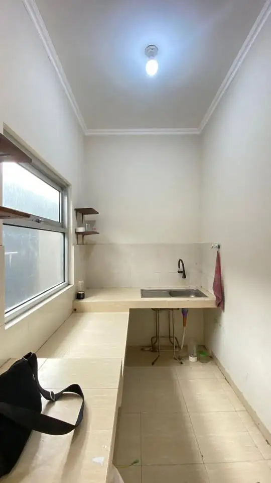 DIKONTRAKKAN RUMAH BERPAGAR 3 KAMAR BERSIH & NYAMAN