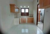 Di kontrakan rumah kosongan Rp30 jt/bulan