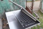 Laptop Asus Ultrabook Vivobook S13