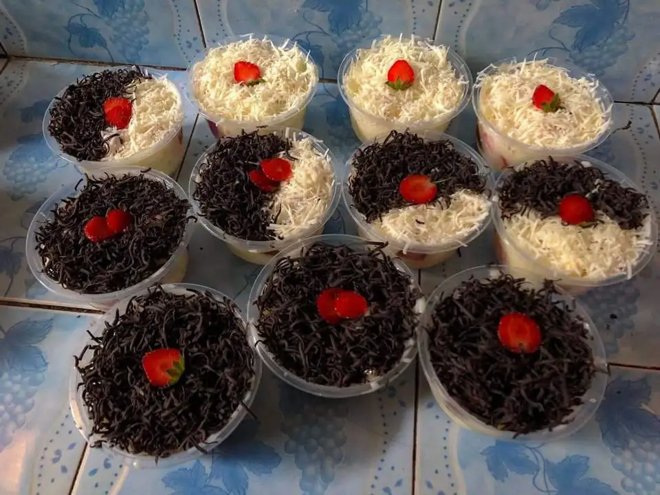 Sedia Aneka Makanan Kue Nikmat