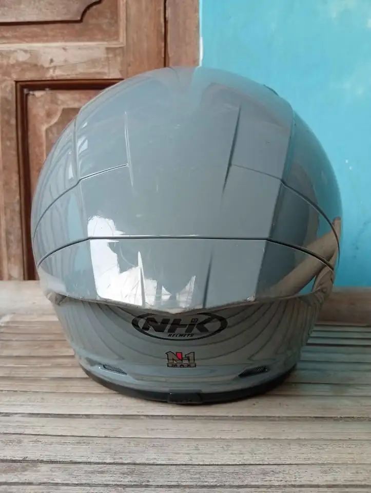 HELM NHK N1 MAX Warna Grey Solid