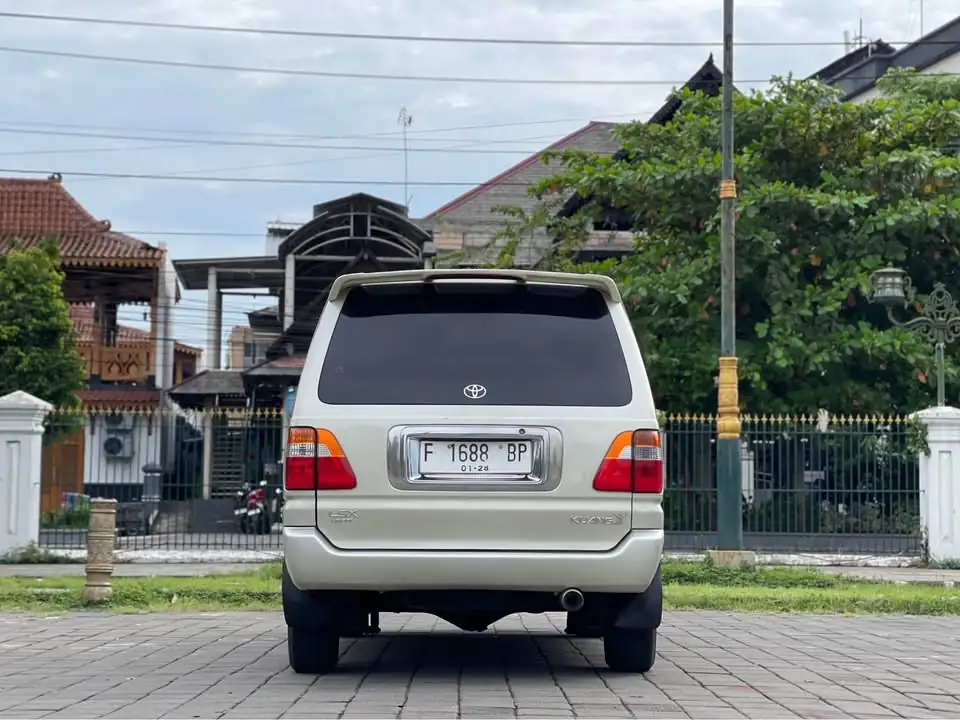 MOBIL DIJUAL 2003 Toyota kijang