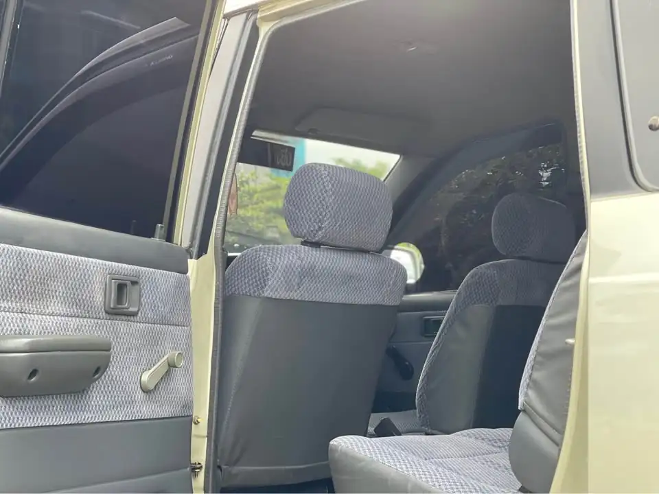 MOBIL DIJUAL 2003 Toyota kijang