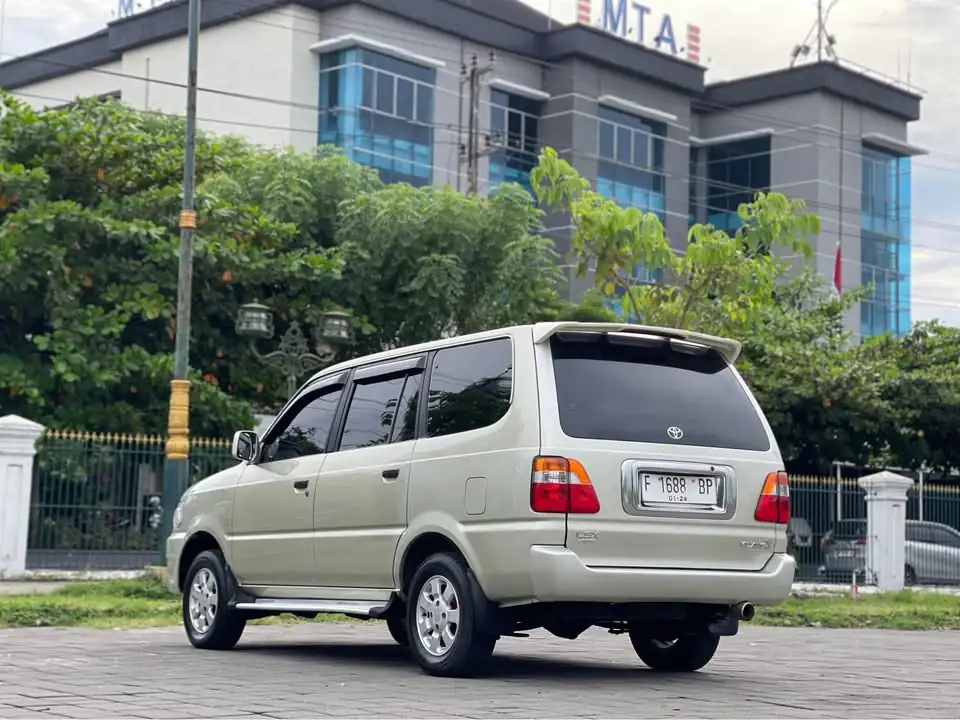 MOBIL DIJUAL 2003 Toyota kijang