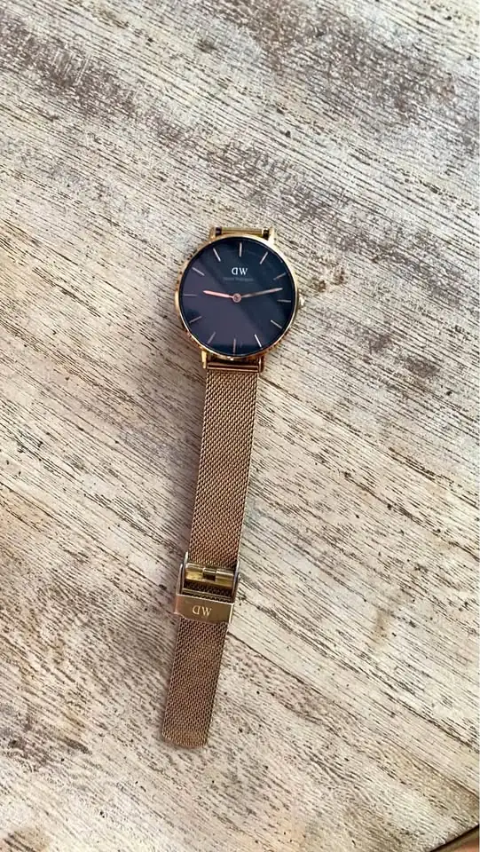 JAM TANGAN BRAND DW (Daniel Wellington)