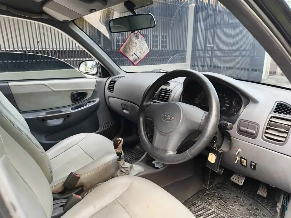 Hyundai accent Gls 2002 Manual