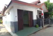 DI KONTRAKAN 3 KT 1 Kamar Mandi – Rumah