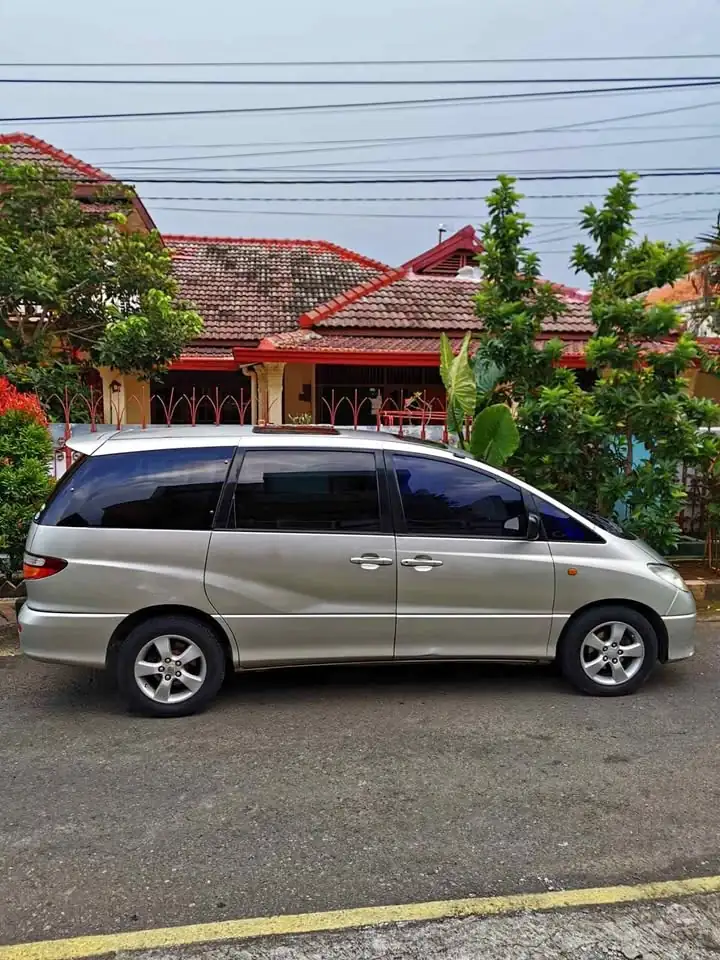 Dijual mobil keluarga Premium Toyota Previa Grande 2001