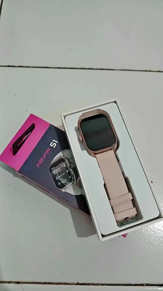 Smartwatch advan S1 warna gold