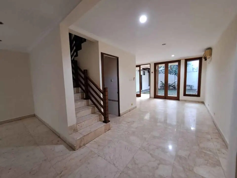 Rumah 2 lantai siap huni Melati Lestari Indah Lebak Bulus Cilandak