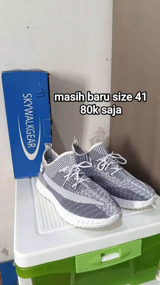 Sepatu dan sandal murah meriah
