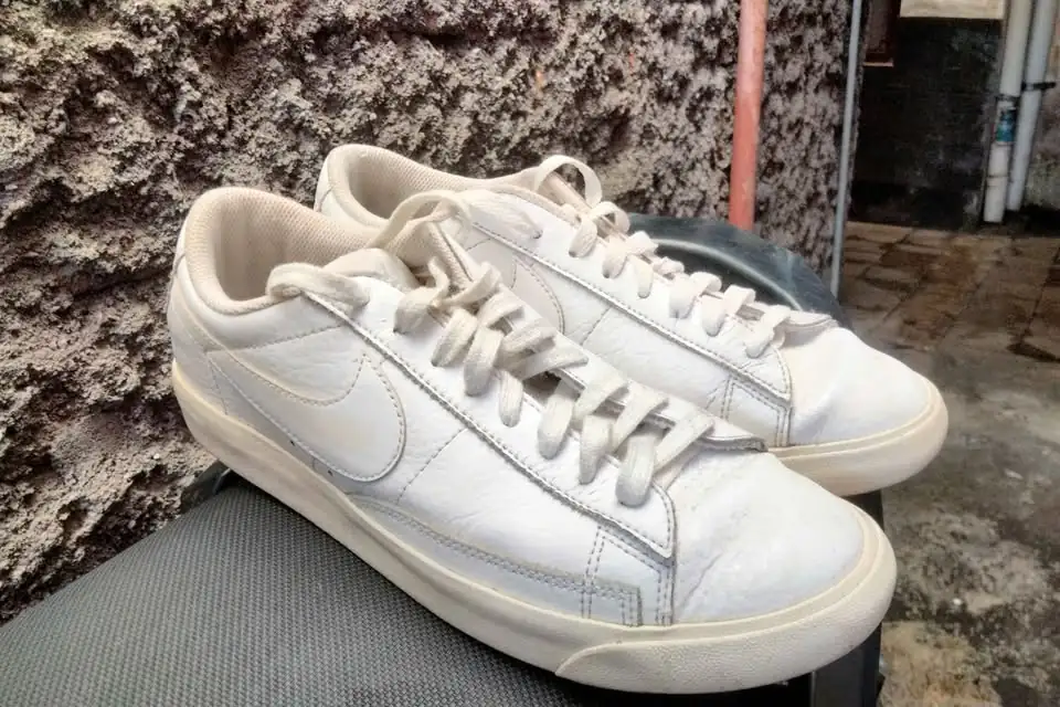sepatu Nike kondisi masih baik