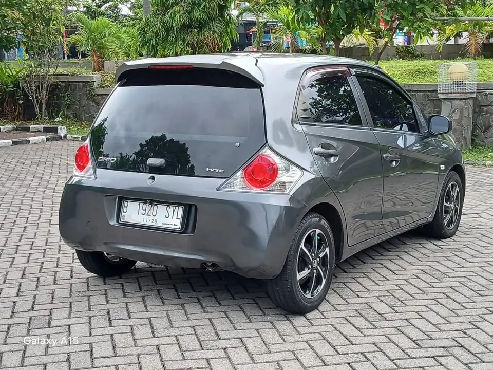 DIJUAL MOBIL 2013 Honda Brio
