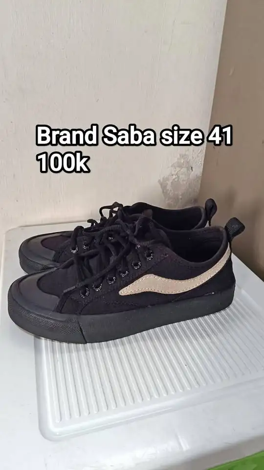 Sepatu dan sandal murah meriah