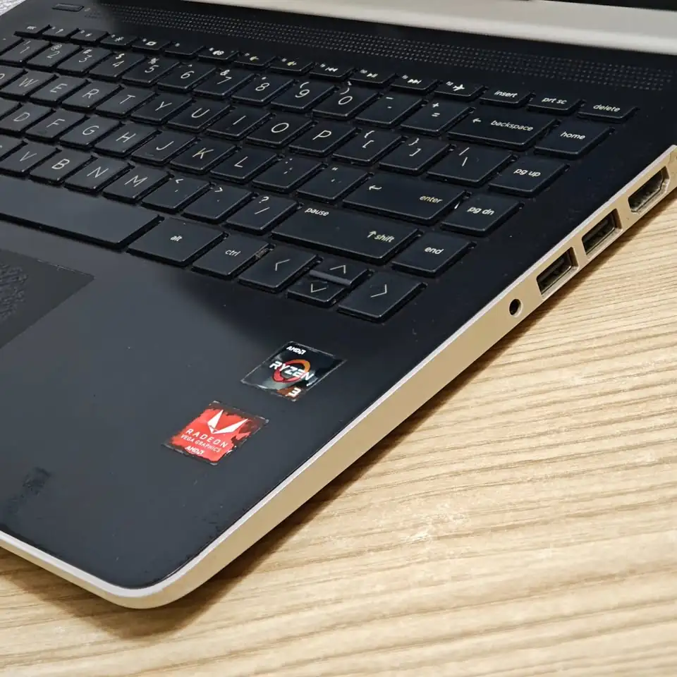 Hewlett Packard HP 14 CM0006AU Ryzen Series