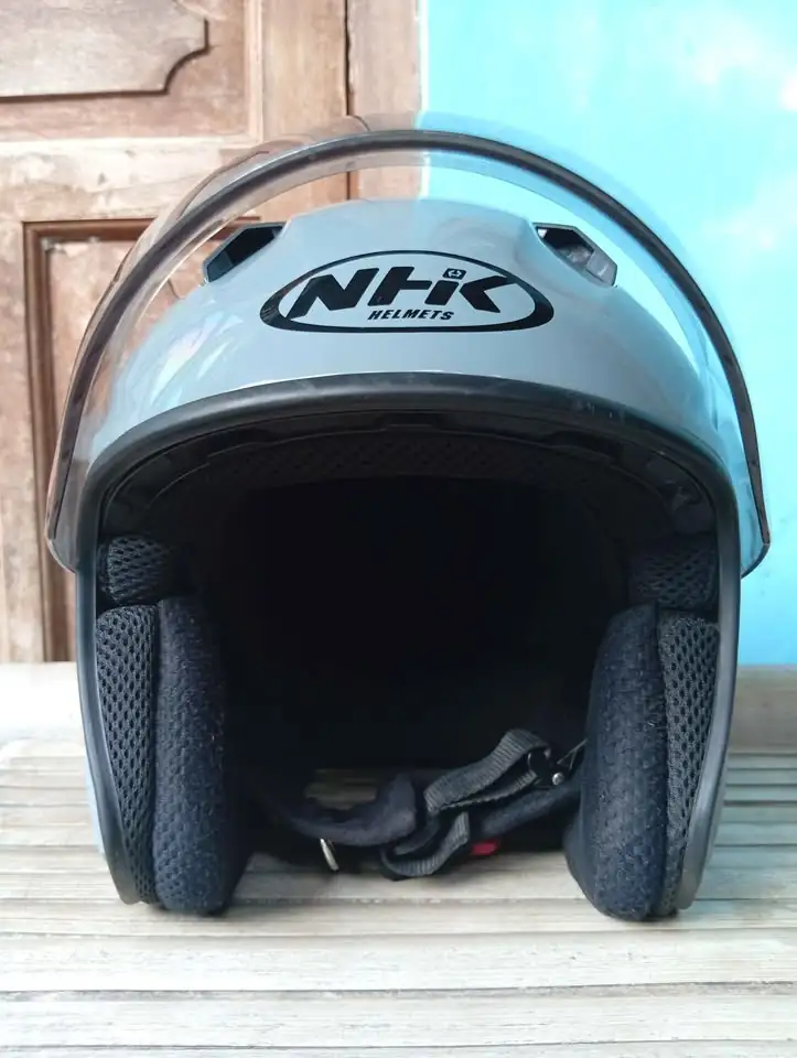 HELM NHK N1 MAX Warna Grey Solid