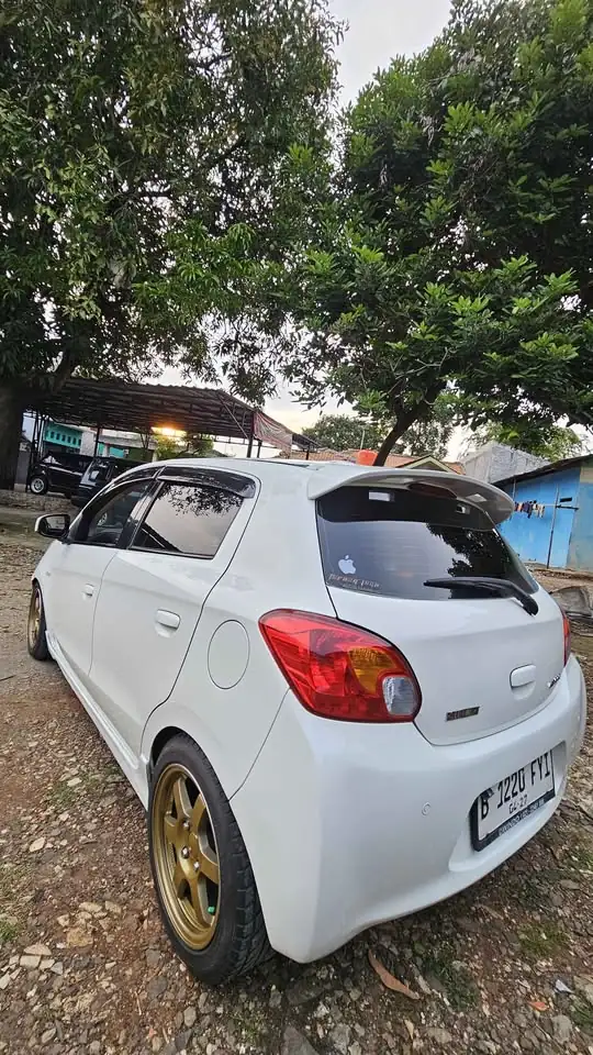 2012 Mitsubishi mirage matic