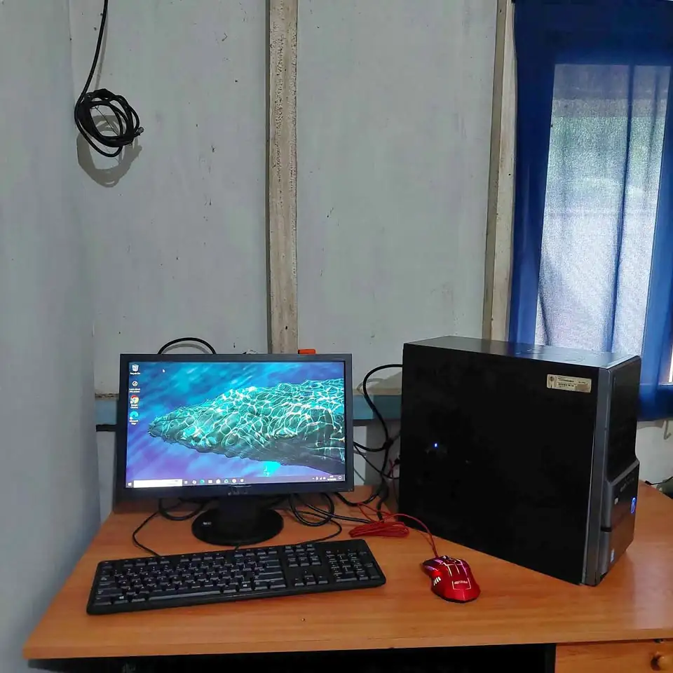 Pc fullset case standar monitor 19 inch