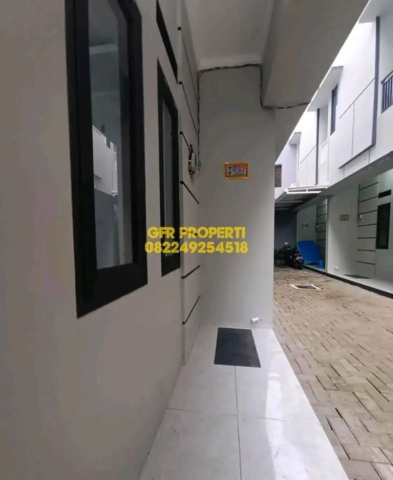 DIJUAL RUMAH SIAP HUNI KT 2 KM 2 AKSES MOTOR SURAT SHM