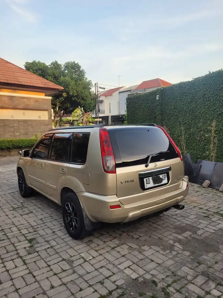 DIJUAL Nissan Xtrail 2003 2.5 st Automatic