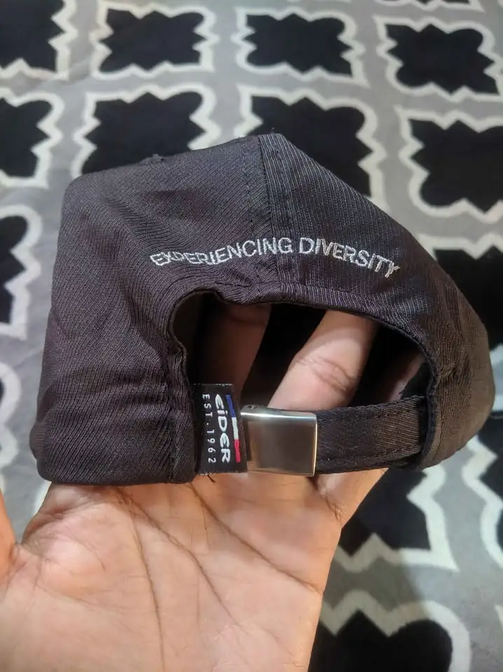 Topi outdoor eider mulus no minus