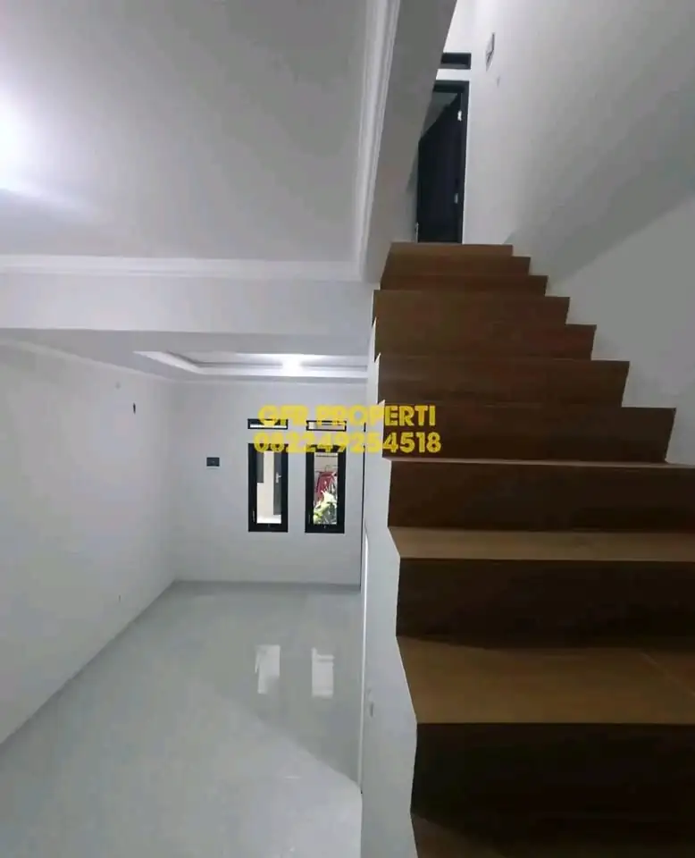 DIJUAL RUMAH SIAP HUNI KT 2 KM 2 AKSES MOTOR SURAT SHM