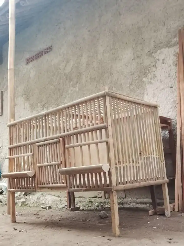 Kandang Ayam Bambu