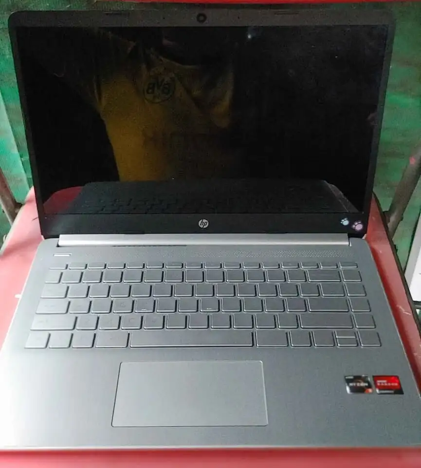Laptop hp amd ryzen 3 Ram 12gb Ssd 512gb