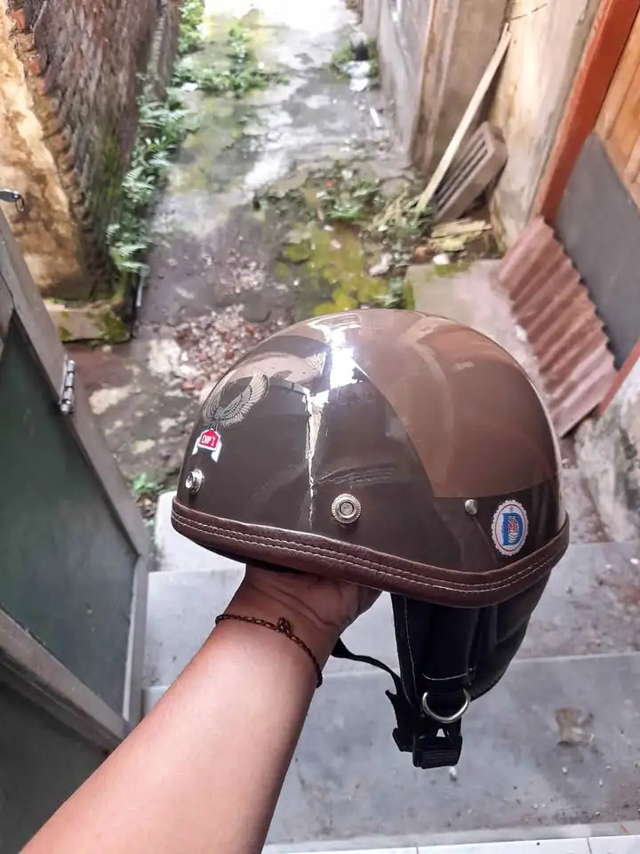Helm Chip, bahan gading lama, size M/L