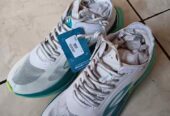 Sepatu running NINETEEN 910 GEIST EKIDEN HYPERPULSE PUTIH HIJAU TOSCA