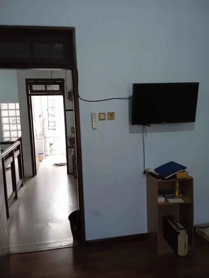 DI JUAL RUMAH 2 LANTAI DI CILEDUG INDAH