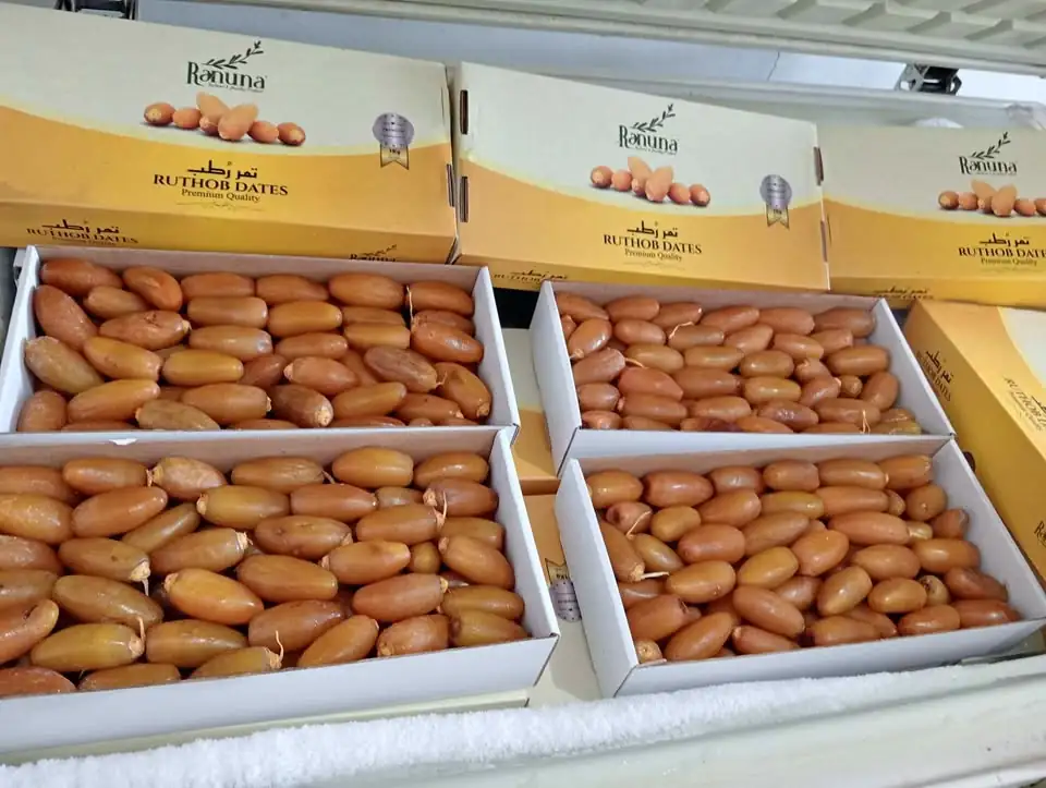 Kurma Ruthob Ranuna 1 kg fresh