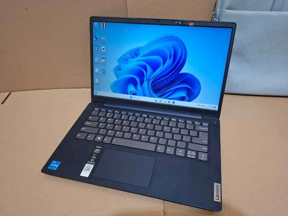 Laptop Lenovo IDEAPAD slim 3 gen 12 ram 8 SSD 256