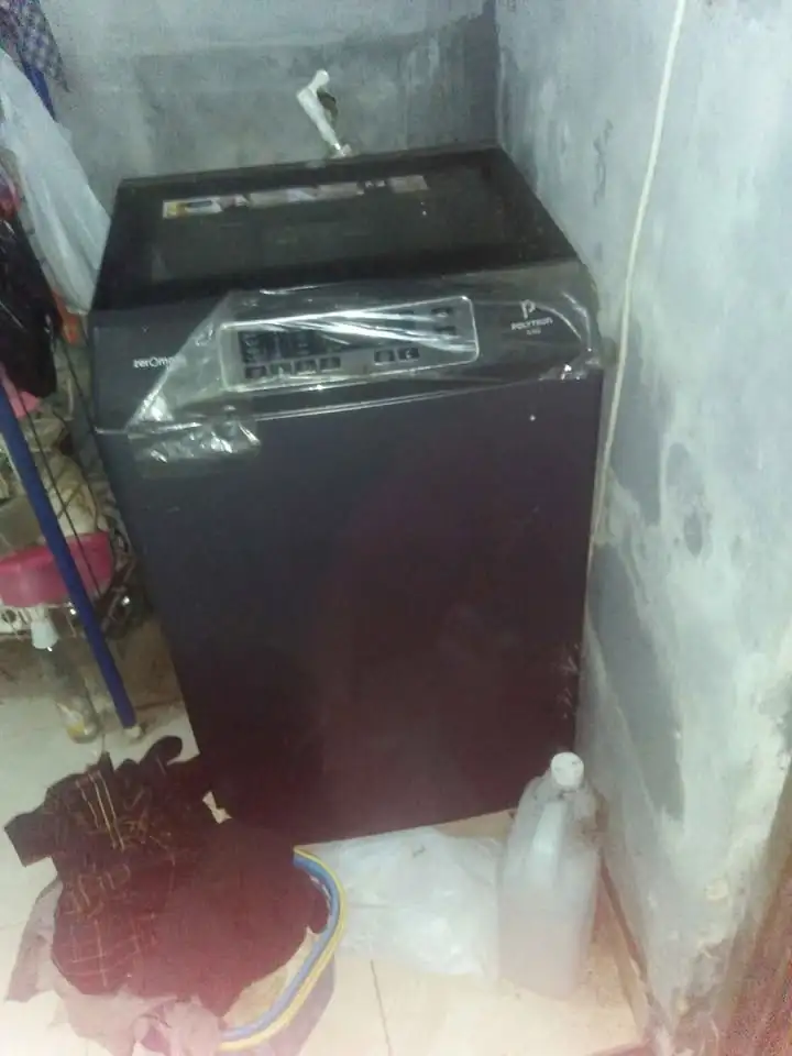 Jual mesin cuci. Merek politron masih orisinil. 9kg