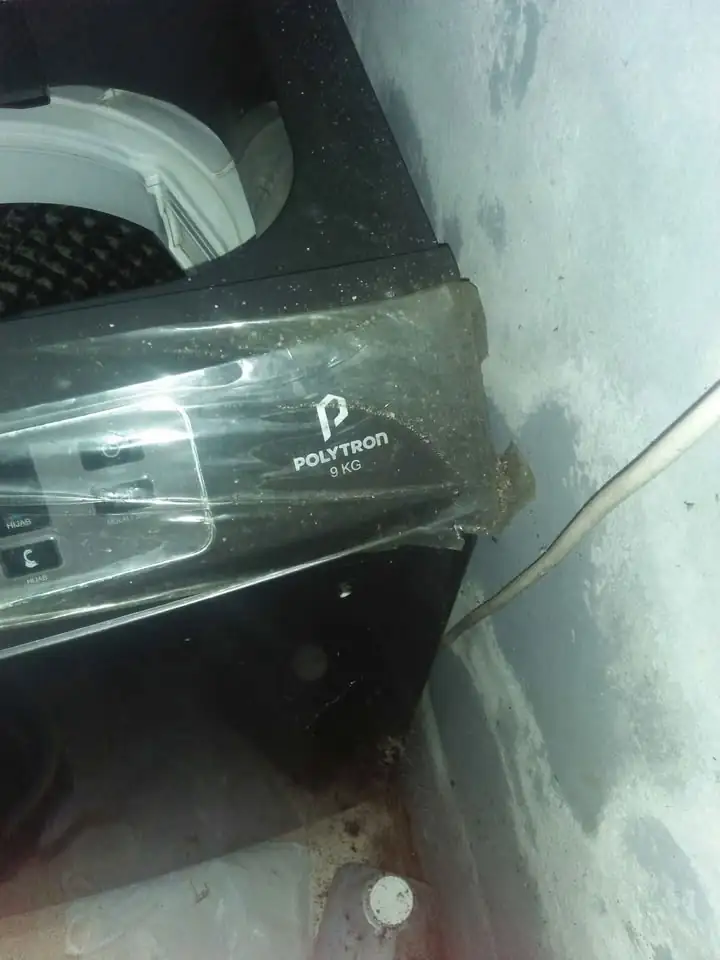 Jual mesin cuci. Merek politron masih orisinil. 9kg