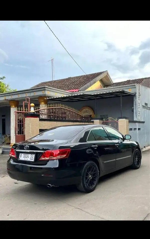 Toyota Camry V 2,4 Tahun 2008 Surat2 lengkap