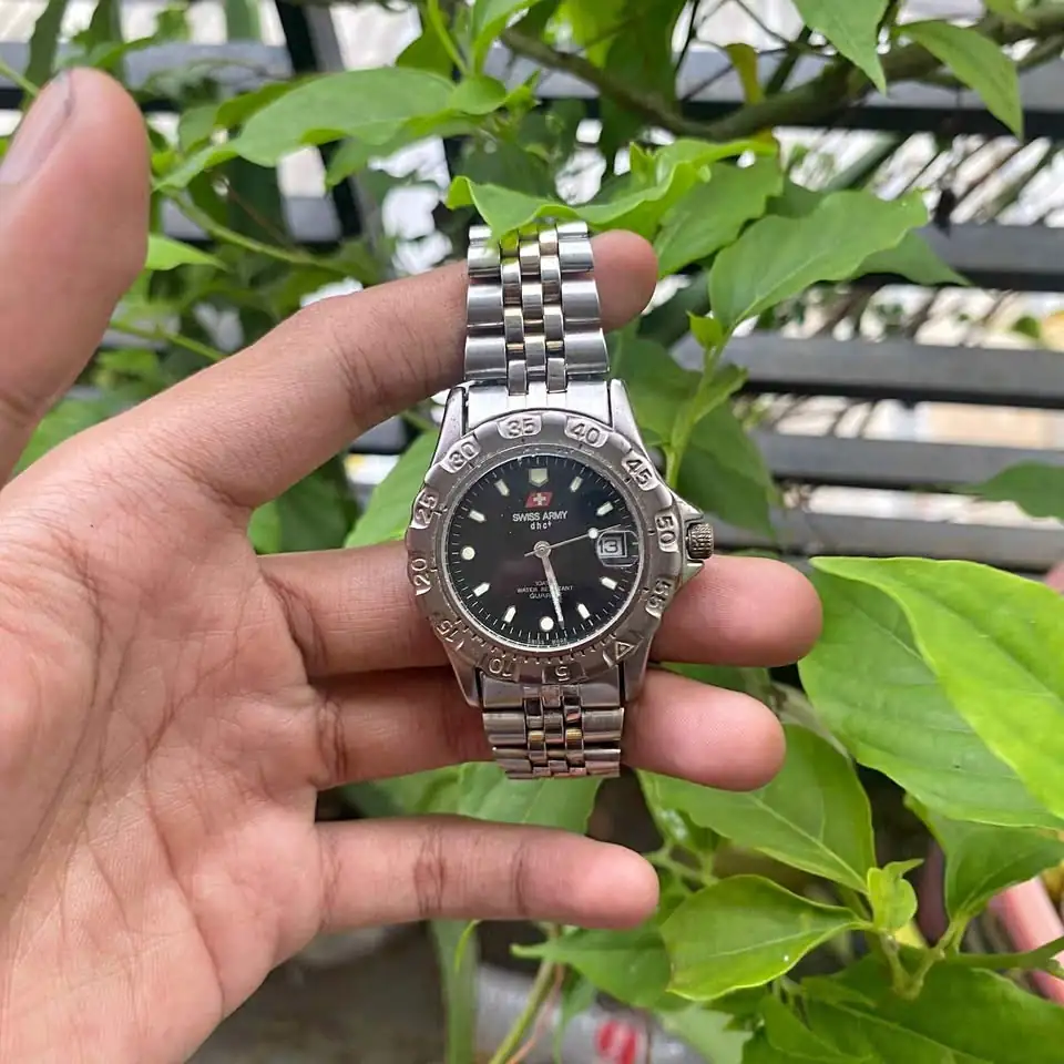 Jam Tangan Vintage Swiss Army
