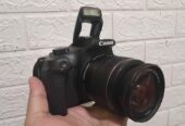 Kamera DSLR Canon 1300D WIFI
