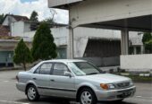 Mobil 2000 Toyota Soluna