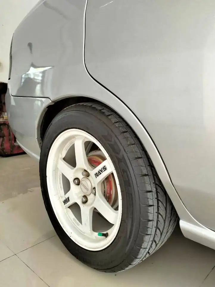 2003 Suzuki baleno