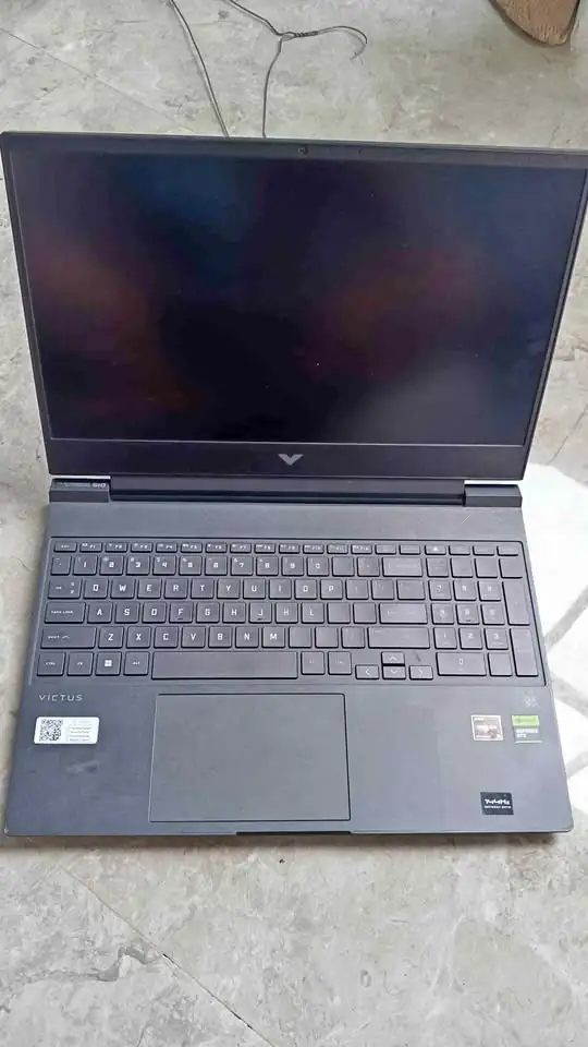 HP Victus 15