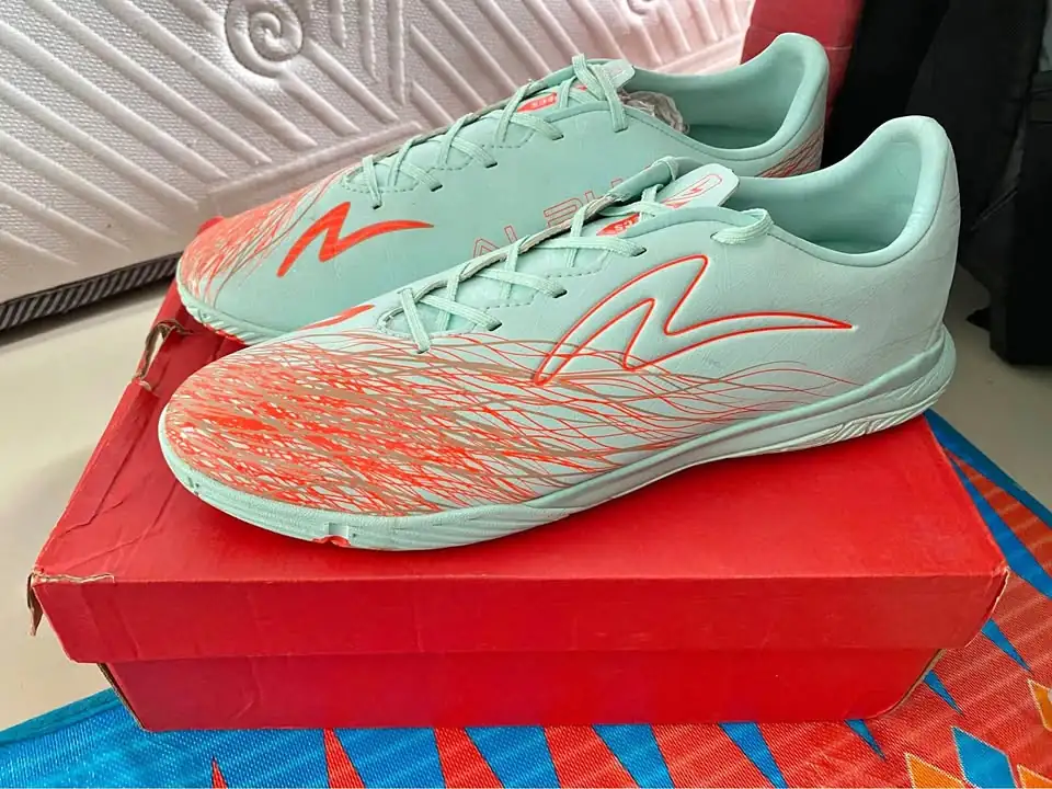 Sepatu Accelerator Alpha Nerve Pro In