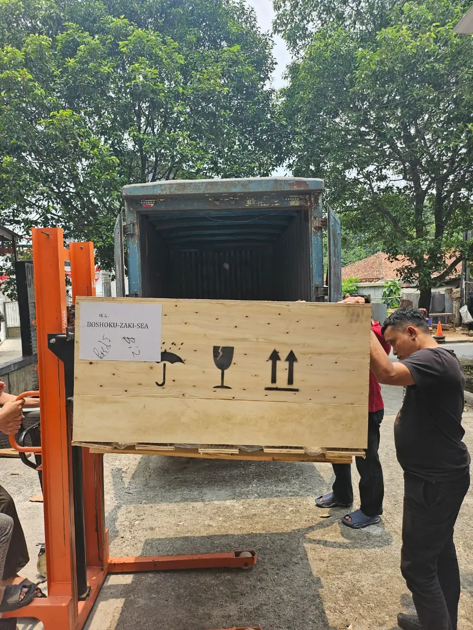 Jasa Import Velg Mobil Ke Jawa Timur Terpercaya